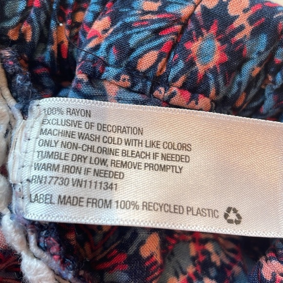 Mossimo Boho Elastic Rayon Shorts with Trim, Size M - Picture 5 of 6